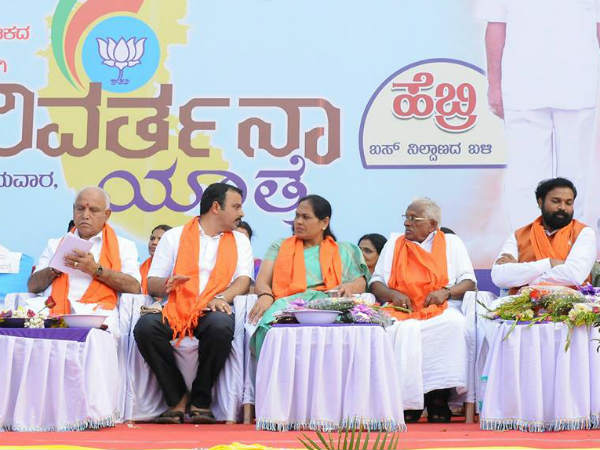'ಸಿದ್ದರಾಮಯ್ಯ ಒಬ್ಬ ಲೂಟಿ ಕೋರ'