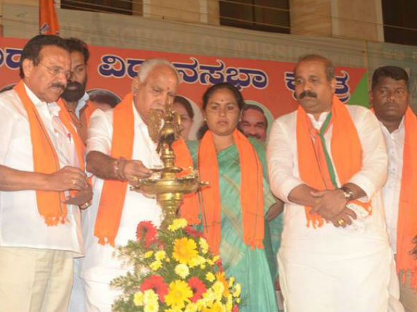 'ಮಂಜುನಾಥನೆ ತಡೆದಿದ್ದಾನೆ'