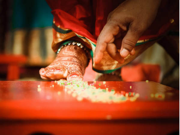 ಅನುರಾಗ್ ಮಾಟ್ರಿಮೋನಿ ಸಂಸ್ಥೆ ಇದರ ಜವಾಬ್ದಾರಿ ವಹಿಸಿಕೊಂಡಿದೆ