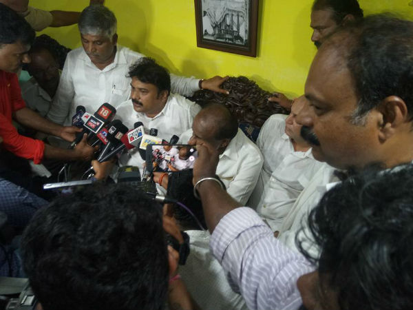 ಎಚ್.ಡಿ.ಕುಮಾರಸ್ವಾಮಿ ದಾಳ