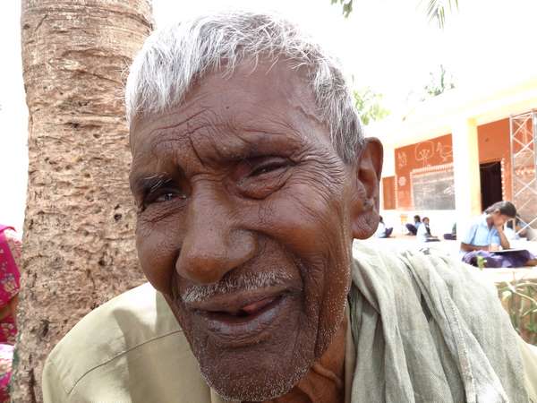 ನಾಕಾರು ಸ್ಪರ್ಧೆಗಳಲ್ಲಿ ಬಹುಮಾನ