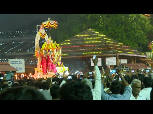 ಸಂಗೀತ ಹಾಗೂ ಜಾನಪದ ನೃತ್ಯಗಳ ಮೇಳ