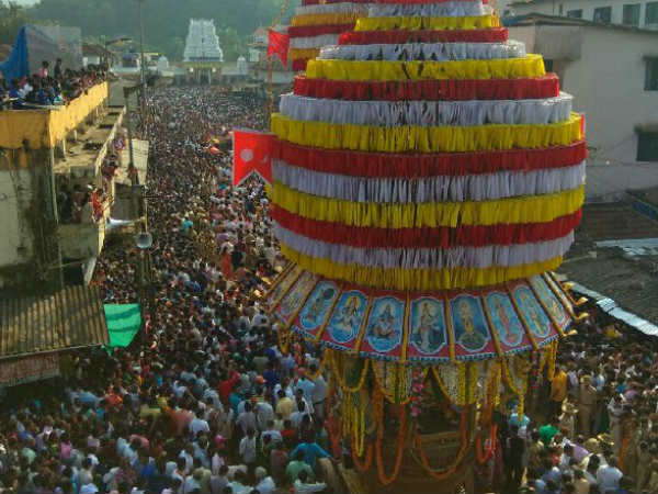 ನಂಬಿಕೆ-ಕಾನೂನು ಎಂಬ ಎರಡು ವಿರುದ್ಧ ದಿಕ್ಕು