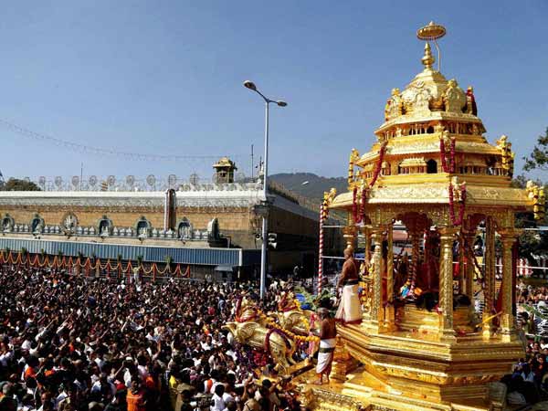 ಹೌಸ್ ಫುಲ್ ಬೋರ್ಡ್ ತಗುಲಿಸಿಕೊಂಡ ದೇಗುಲಗಳು