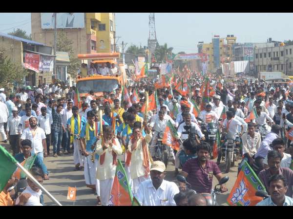ಪರಿವರ್ತನಾ ಸಮಾವೇಶಕ್ಕೆ ನಿರೀಕ್ಷೆಗೂ ಮೀರಿದ ಜನಸ್ಪಂದನೆ