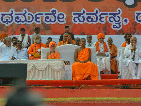 ಉಡುಪಿಯಲ್ಲಿ ನಡೆದ ಧರ್ಮಸಂಸದ್ ನಲ್ಲಿ ದಲಿತರನ್ನು ನೇಮಿಸುವುದಕ್ಕೆ ಬೆಂಬಲ