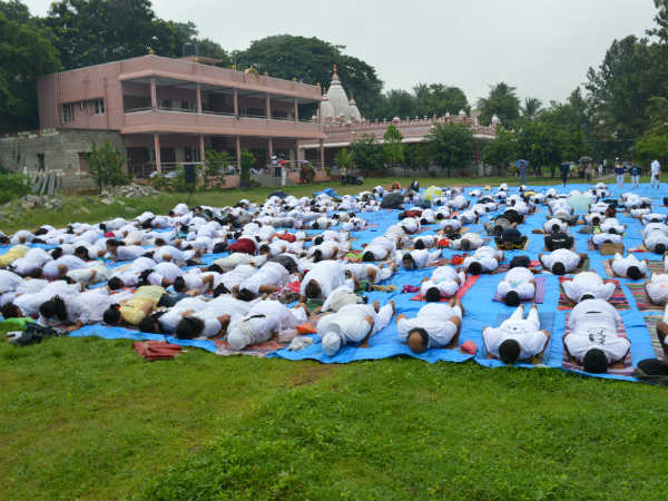 ಯೋಗದ ವಾಣಿಜ್ಯೀಕರಣ ಸಲ್ಲ!