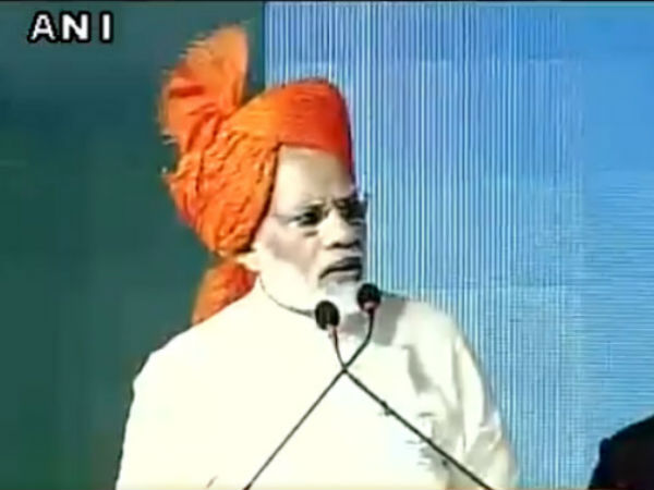 ಆಜಾನ್ ಮೊಳಗಿದಾಗ ಮೋದಿಯ ಮೌನ