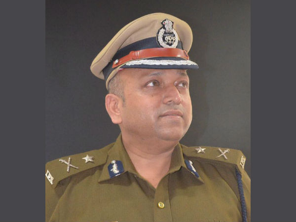ನಿಂಬಾಳ್ಕರ್ ಹುಂಬ ಪೊಲೀಸ್