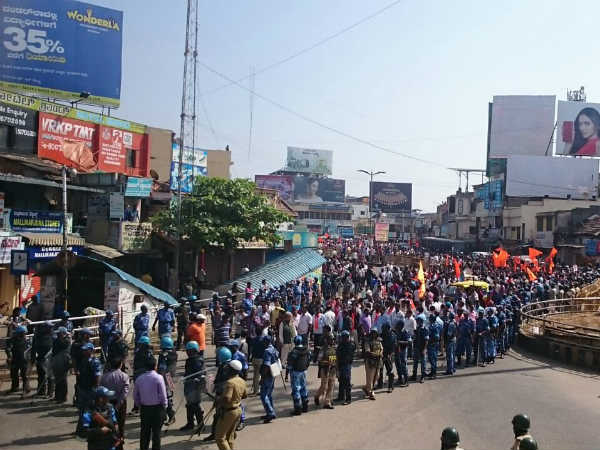 ಜಿಲ್ಲಾಧಿಕಾರಿಗಳಿಗೆ ಮನವಿ ಸಲ್ಲಿಕೆ