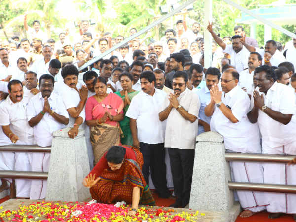 ಕಟಕಟನೆ ಹಲ್ಲು ಕಡಿದು ಶಪಥ ಮಾಡಿದ್ದ ಶಶಿಕಲಾ