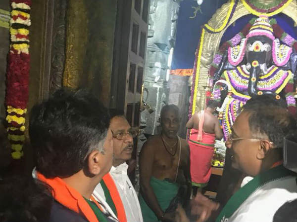 ಆಂಜನೇಯ ಸ್ವಾಮಿಗೆ ವಿಶೇಷ ಪೂಜೆ