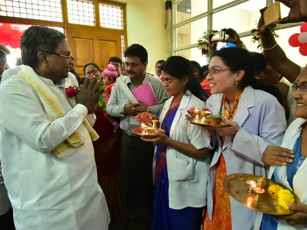 ಸಾಲ ಮನ್ನಾಮಾಡಲು ಕೇಂದ್ರಕ್ಕೆ ಏನು ದಾಡಿ