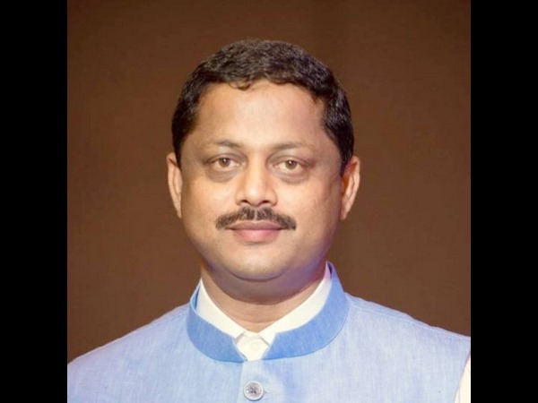 ಜನಮನ್ನಣೆ ಗಳಿಸಿರುವ ಯೋಗ ರಮೇಶ್