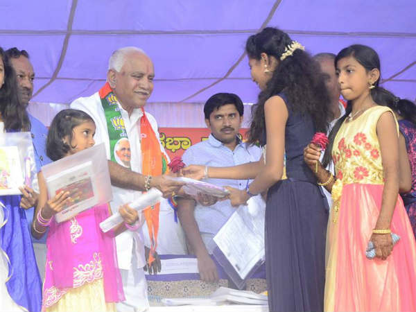 ಜನ ಮತ್ತು ದೈವ ಬಲವಿದೆ