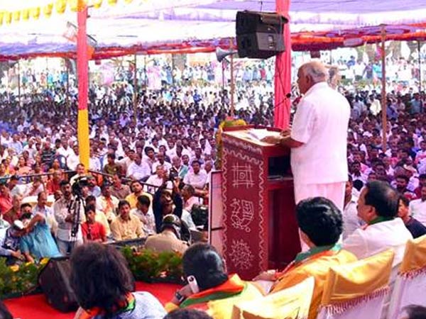 ಅಭ್ಯರ್ಥಿ ಗೆಲ್ಲಿಸುವ ಜವಾಬ್ದಾರಿ ತೆಗೆದುಕೊಳ್ಳಿ