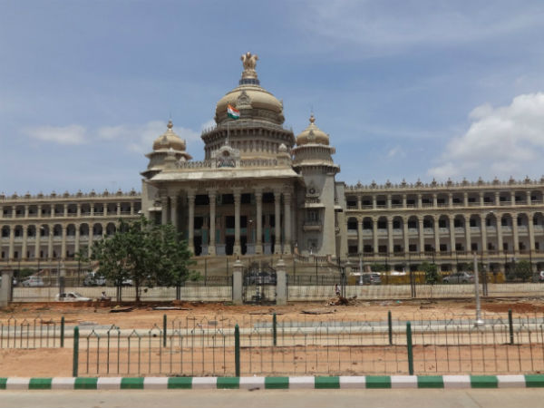 ರೈತ ಪ್ರತಿನಿಧಿಗಳೊಂದಿಗೆ ಸಭೆ
