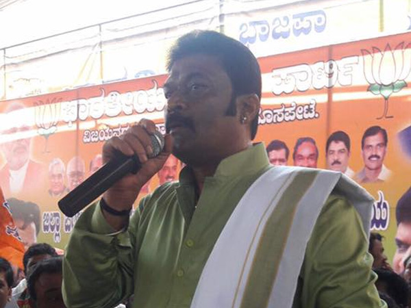 ಆನಂದ್ ಸಿಂಗ್ ಚಿತ್ತ ಎತ್ತ?
