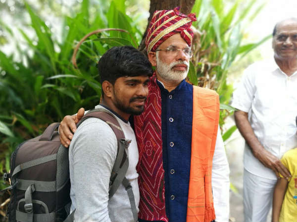 ನರೇಂದ್ರ ಮೋದಿ ಛಾಯೆ