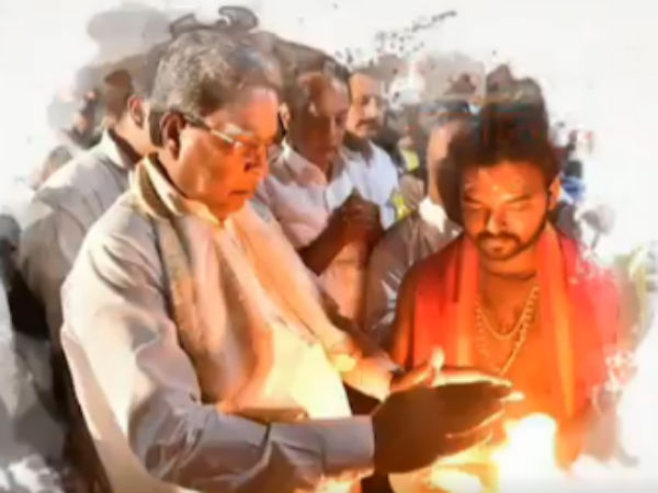 ಕೇಸರಿ ಧ್ವಜ ಕಳ್ಳತನ ಮಾಡಿದಿರಿ