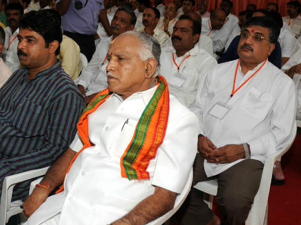 ಮಾಜಿ ಶಾಸಕರು ಆಕ್ಷಾಂಕ್ಷಿ