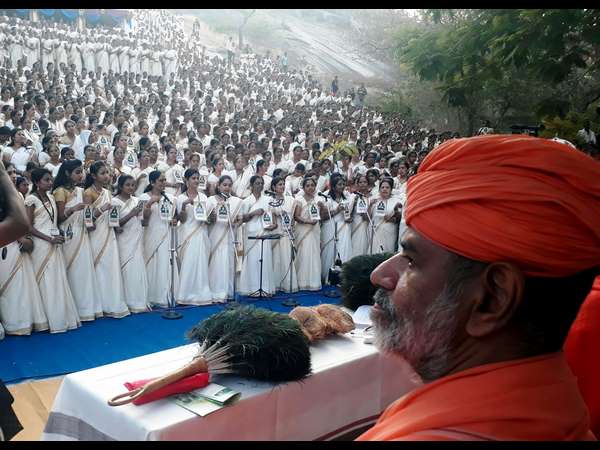 ಸಾಕ್ಷಿಯಾದ ಗಣ್ಯರು