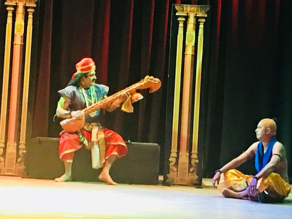 Dhwani Sriranga award to Girija Lokesh Dhwani Sriranga award to Girija Lokesh