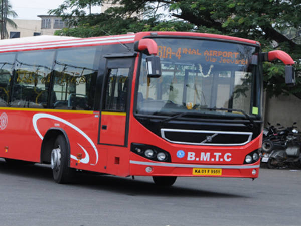 ವಿದ್ಯಾರ್ಥಿಗಳಿಗೆ ಉಚಿತ ಬಸ್ ಪಾಸ್
