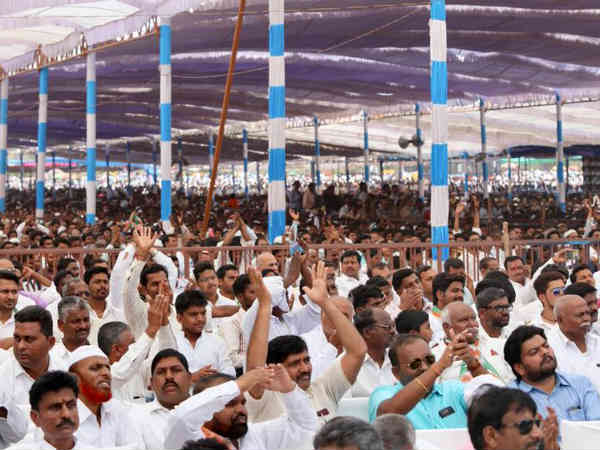 ಕಳಬೇಡ,ಕೊಲಬೇಡ, ಹುಸಿಯ ನುಡಿಯಲು ಬೇಡ