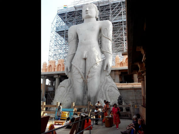 ಆಕಾಶದೆತ್ತರದ ವ್ಯಕ್ತಿತ್ವಕ್ಕೆ ಅಷ್ಟೇ ಎತ್ತರದ ಮೂರ್ತಿ!