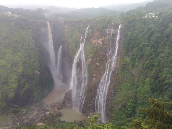 ಪ್ರವಾಸಿ ತಾಣಗಳ ಅಭಿವೃದ್ಧಿ