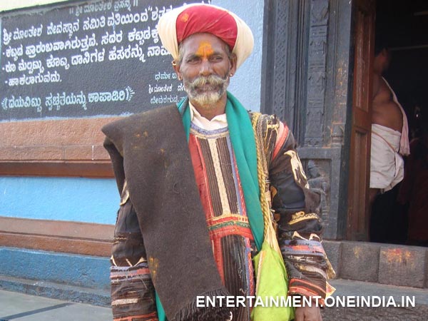 ನಾಗಪಜ್ಜ ಉರ್ಮಿ ಕಾರ್ಣಿಕ ನುಡಿಯುವ ಪದ್ದತಿಯೂ ಇದೆ