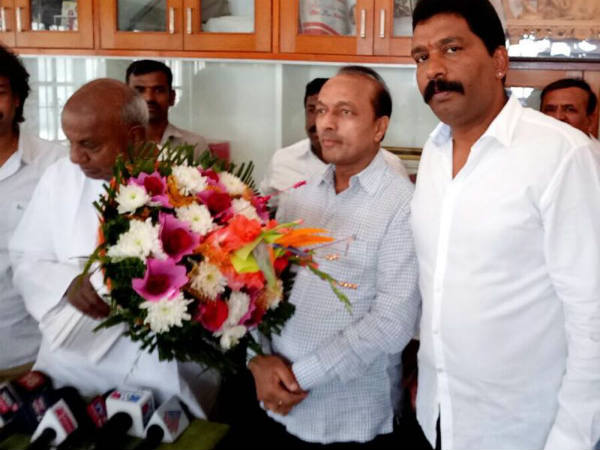 ಚುನಾವಣಾ ಸಿದ್ಧತೆಗಳು ಹೇಗೆ ನಡೆಯುತ್ತಿವೆ?