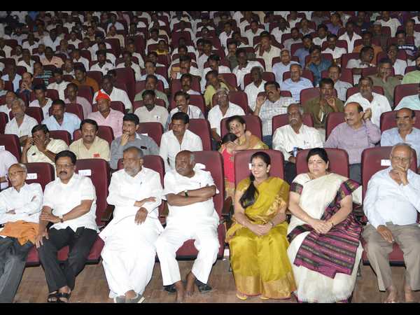 ಸಿದ್ದರಾಮಯ್ಯ, ರಾಜಕೀಯ ಜೀವನದಲ್ಲಿ ಯಾರ ಮುಂದೆಯೂ ಕೈ ಜೋಡಿಸಿಲ್ಲ