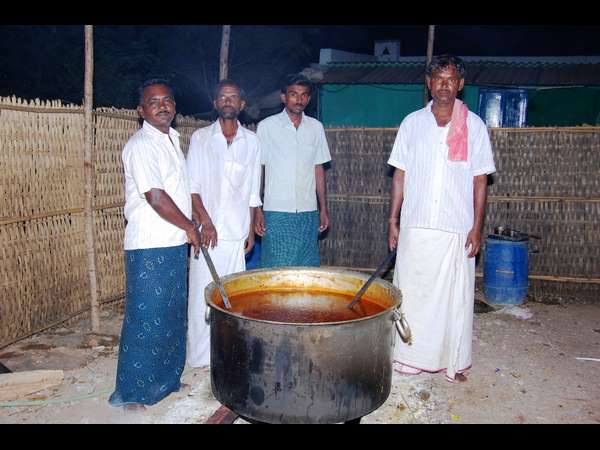 ಉಚಿತ, ರಿಯಾಯಿತಿ ಬೆಲೆಯಲ್ಲಿ