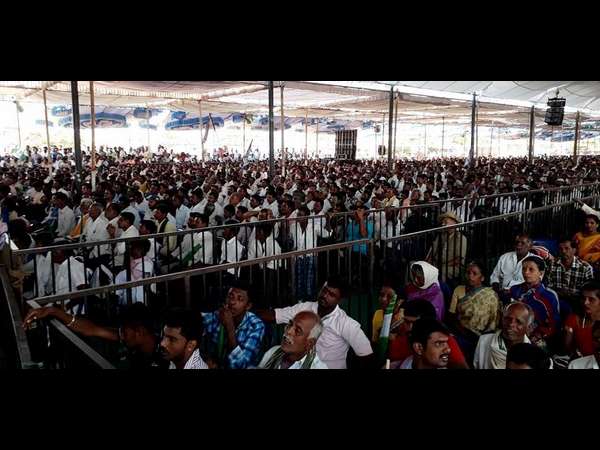 ಸಾಂತ್ವನ ನೀಡದ ಮುಖ್ಯಮಂತ್ರಿ