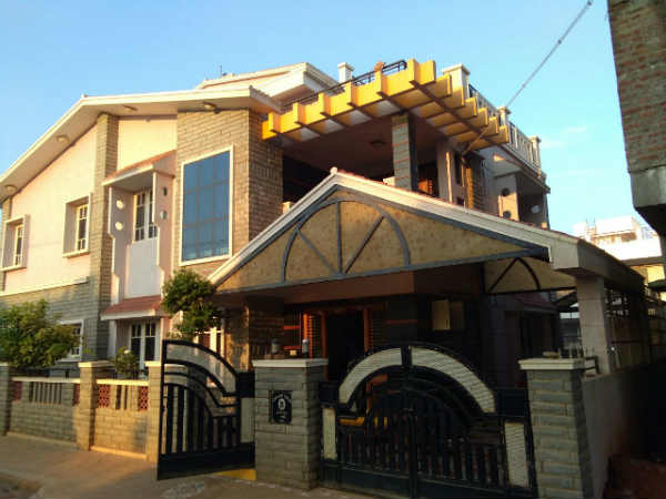 1 ಕಾರು, 4 ಬೈಕ್, 2 ಟ್ರಾಕ್ಟರ್