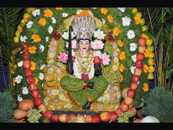 ಸಿಗಂದೂರು ಚೌಡೇಶ್ವರಿ ಫೋಟೋ ಮೇಲೆ ಪ್ರಮಾಣ