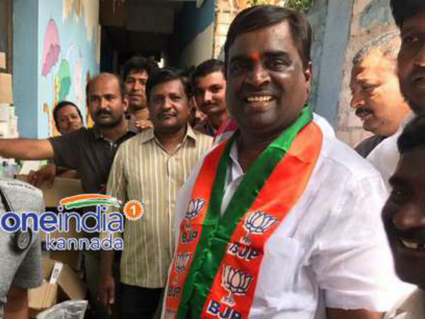 ಪ್ರಶ್ನೆ: ನಿಮ್ಮ ಕುಟುಂಬದ ಹಿನ್ನೆಲೆ ಏನು, ಪರಿಚಯ ಹೇಳಿಕೊಳ್ತೀರಾ?