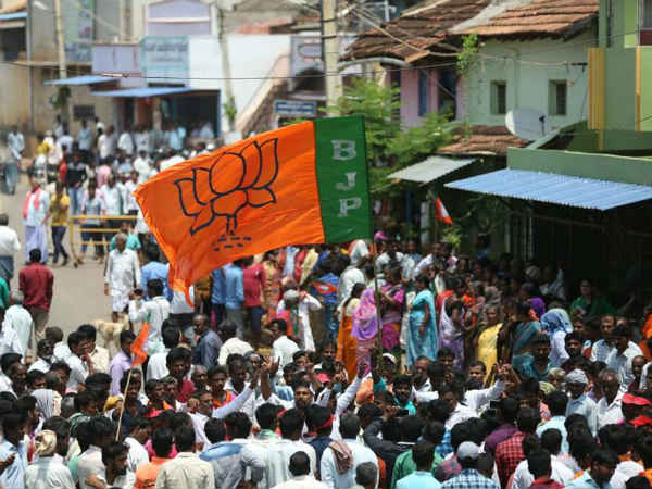 ರಮಣ್ ಸಿಂಗ್ ಉಪಸ್ಥಿತಿ