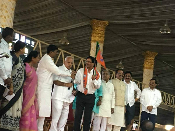 ಮೊದಲ ಪಟ್ಟಿಯಲ್ಲೇ ಟಿಕೆಟ್ ಕೊಡಿಸಲು ಬಿಎಸ್ವೈ ಯಶಸ್ವಿ