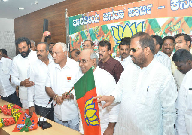 ಈ ಬಾರಿಯ ಚುನಾವಣೆ ವಿಭಿನ್ನ ಅನಿಸುತ್ತಾ?