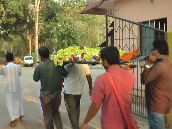 ಚಿಕಿತ್ಸೆಗೆ ಸ್ಪಂದಿಸದೆ ಕೊನೆಯುಸಿರೆಳೆದರು