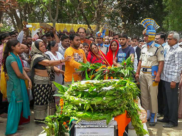 ಸಿಆರ್ ಪಿಎಫ್ ಅನಿಲ್ ಕುಮಾರ್ ಅಂತ್ಯಕ್ರಿಯೆ