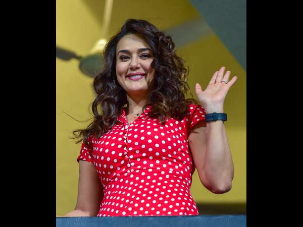 ಕಿಂಗ್ಸ್ ಪಂಜಾಬ್ ಆಟಕ್ಕೆ ಚಿಯರ್ಸ್ ಹೇಳಿದ ಒಡತಿ ಪ್ರೀತಿ ಜಿಂಟಾ