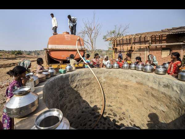 ಮಹಾರಾಷ್ಟ್ರದಲ್ಲಿ ನೀರಿಗಾಗಿ ಹಾಹಾಕಾರ