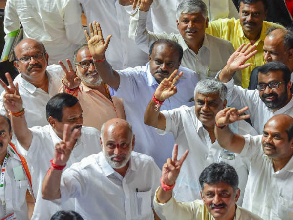 ನಂಬಿದವರಿಂದ ವಿಶ್ವಾಸ ದ್ರೋಹ