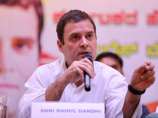 ನೀವು ಹಲವಾರು ದೇವಸ್ಥಾನ ಮಠಗಳಿಗೆ ಪ್ರಚಾರದ ವೇಳೆ ಭೇಟಿ ನೀಡಿದ್ದೀರಿ. ಇದರಿಂದ ನೀವು ಏನು ಸಂದೇಶ ನೀಡಲು ಹೊರಟಿದ್ದೀರಿ. ಲಿಂಗಾಯತ ಸಮುದಾಯವನ್ನು ಸ್ಥಳೀಯ ಸರಕಾರ ಒಡೆದಿದೆ ಎಂಬ ಆರೋಪಕ್ಕೆನಿಮ್ಮ ಪ್ರತಿಕ್ರಿಯೆ ಏನು?