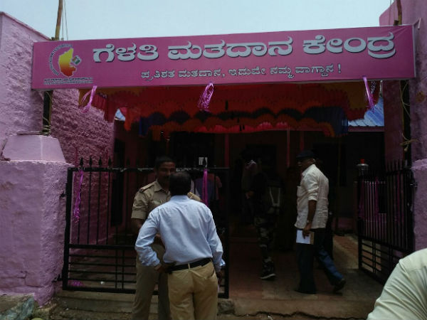 Chocolates are distributed to voters in Katageri village Chocolates are distributed to voters in Katageri village