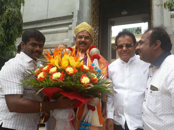 ಸ್ಥಳೀಯರ ಕಡೆಗಣನೆ